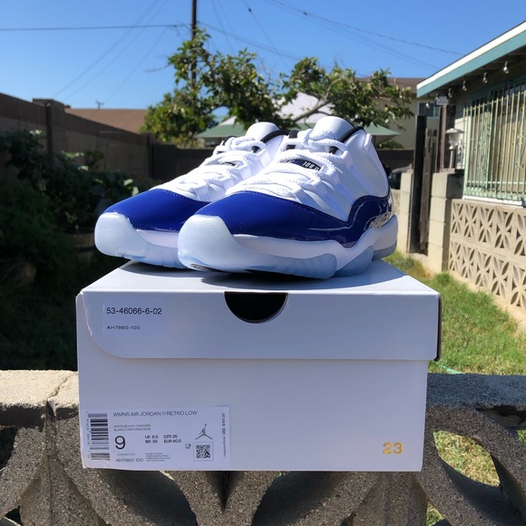 Jordan 11 Low